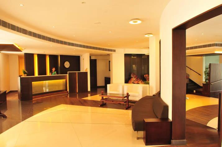 Copper Folia Hotel Kozhikode Bagian luar foto