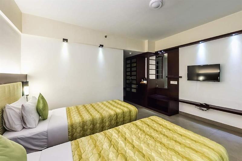 Copper Folia Hotel Kozhikode Bagian luar foto
